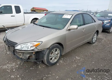 2004 Toyota Camry Le V6 from USA, damaged, VIN 4T1BF30KX4U063885